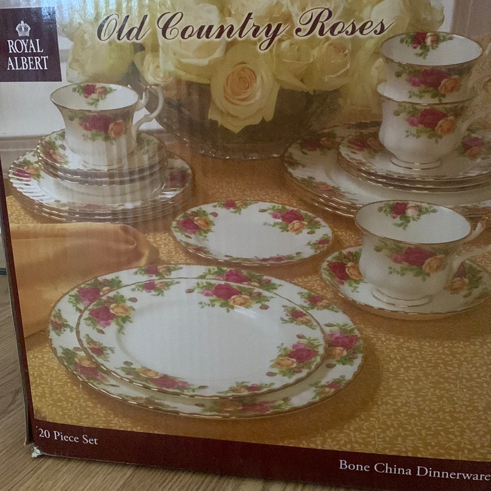 Royal Albert 20 piece set